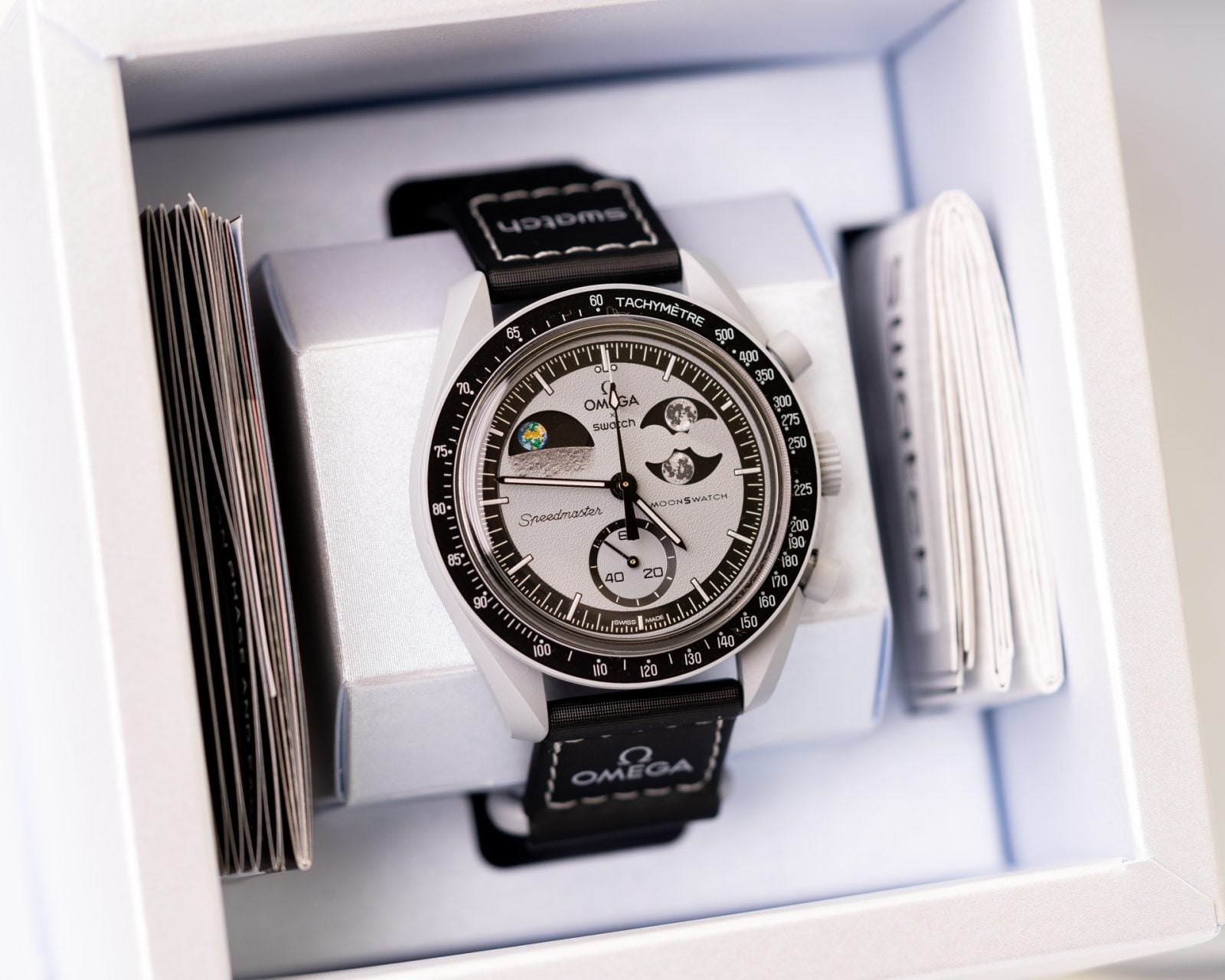 MOONSWATCH MISSION TO EARTHPHASE - SWATCH X OMEGA BIOCERAMIC