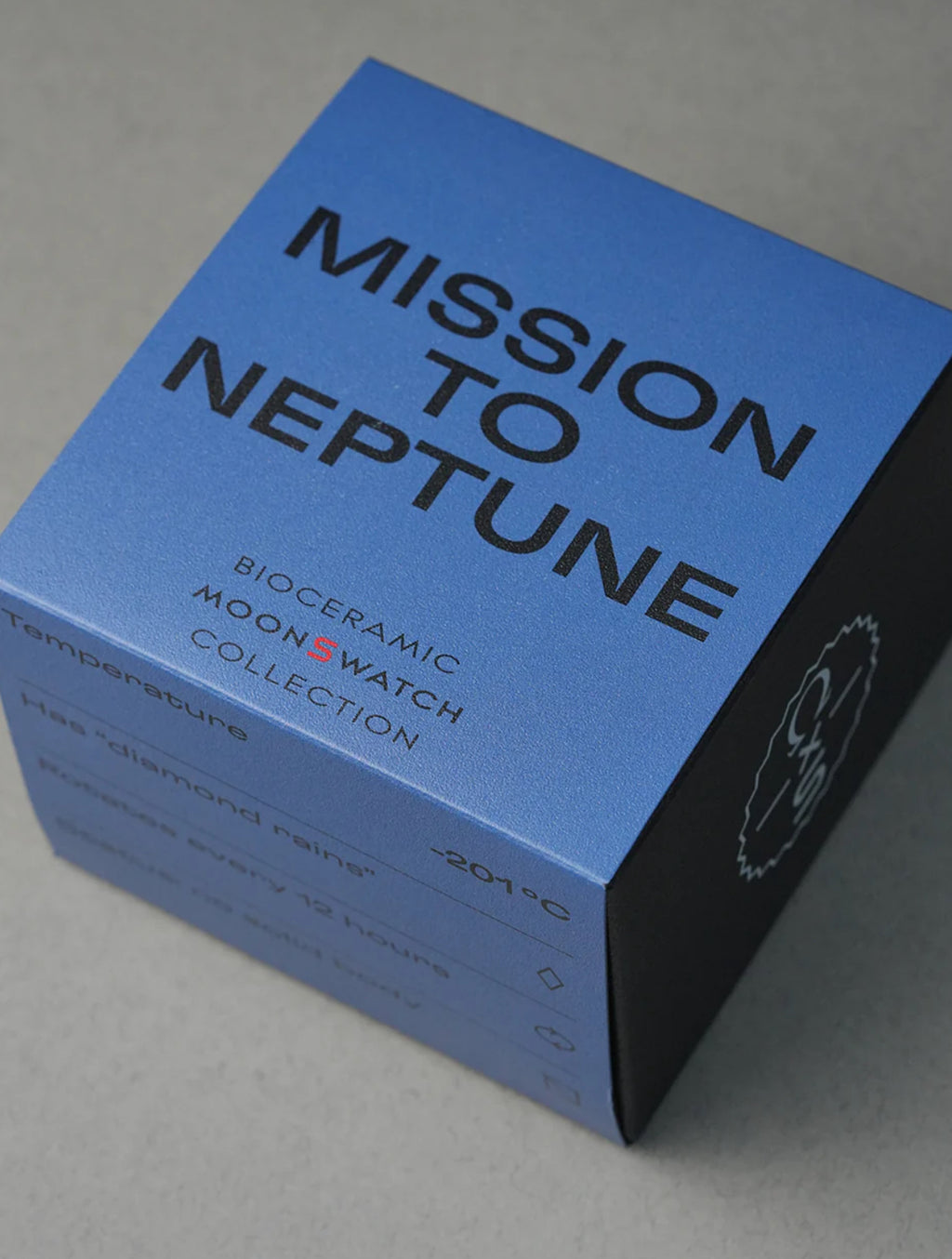 MOONSWATCH MISSION TO NEPTUNE - SWATCH X OMEGA BIOCERAMIC