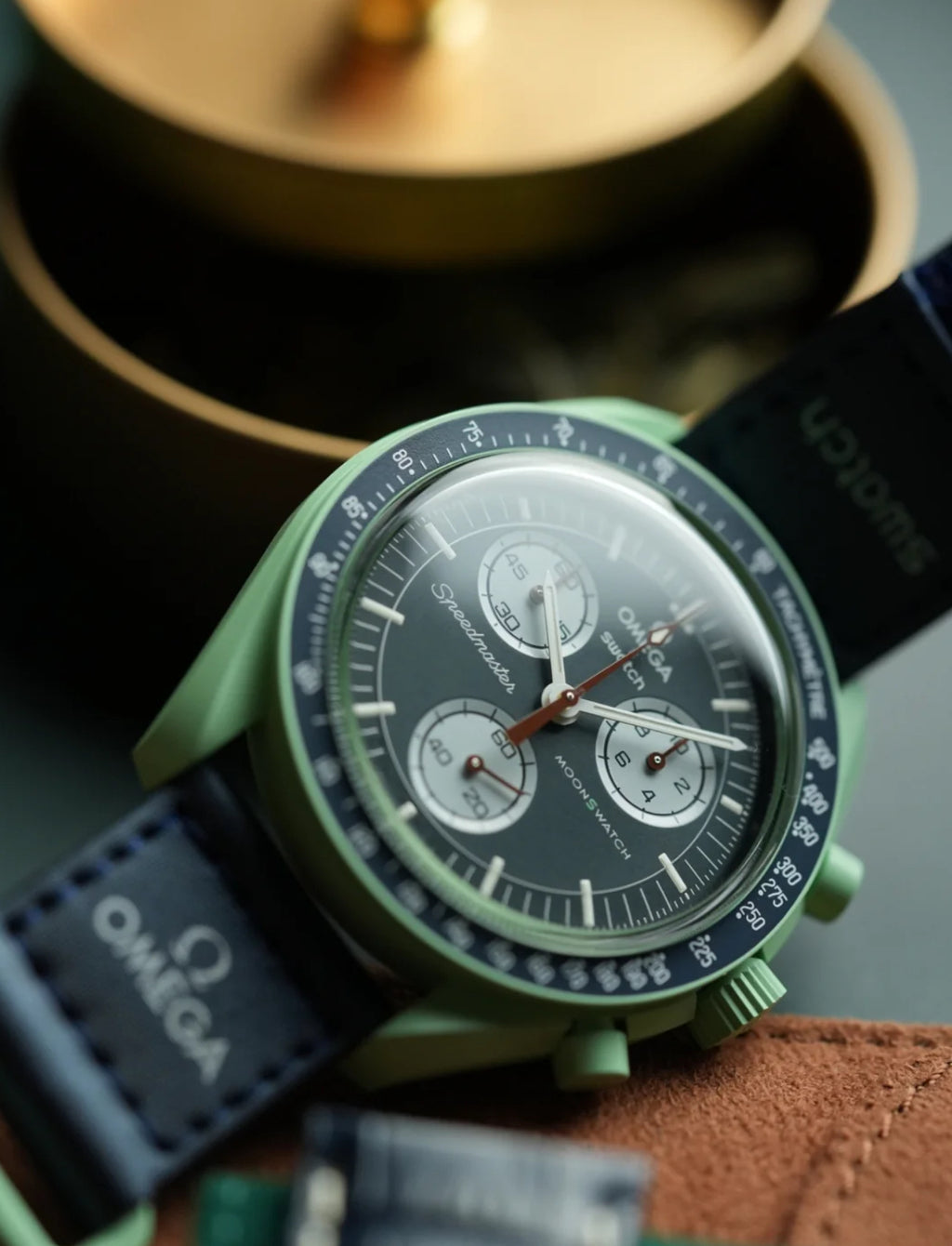 MOONSWATCH MISSION ON EARTH - SWATCH X OMEGA BIOCERAMIC