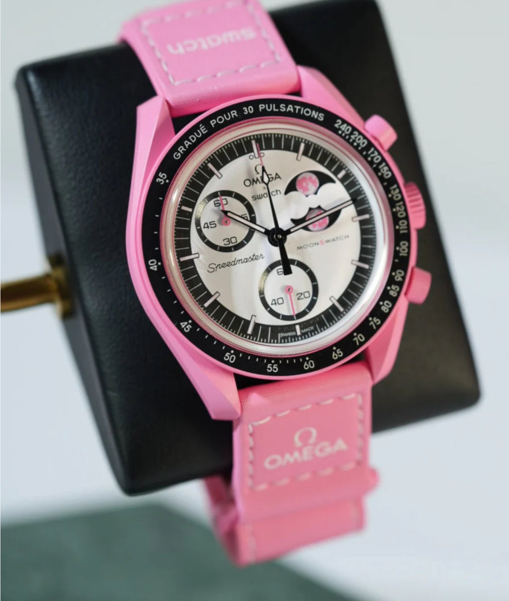 MOONSWATCH MISSION TO PINK - SWATCH X OMEGA BIOCERAMIC